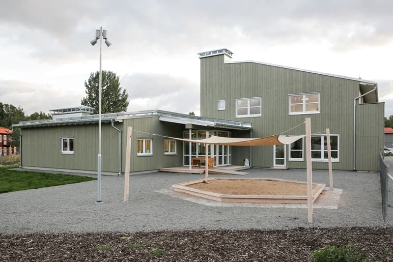 Kindergarten image 1