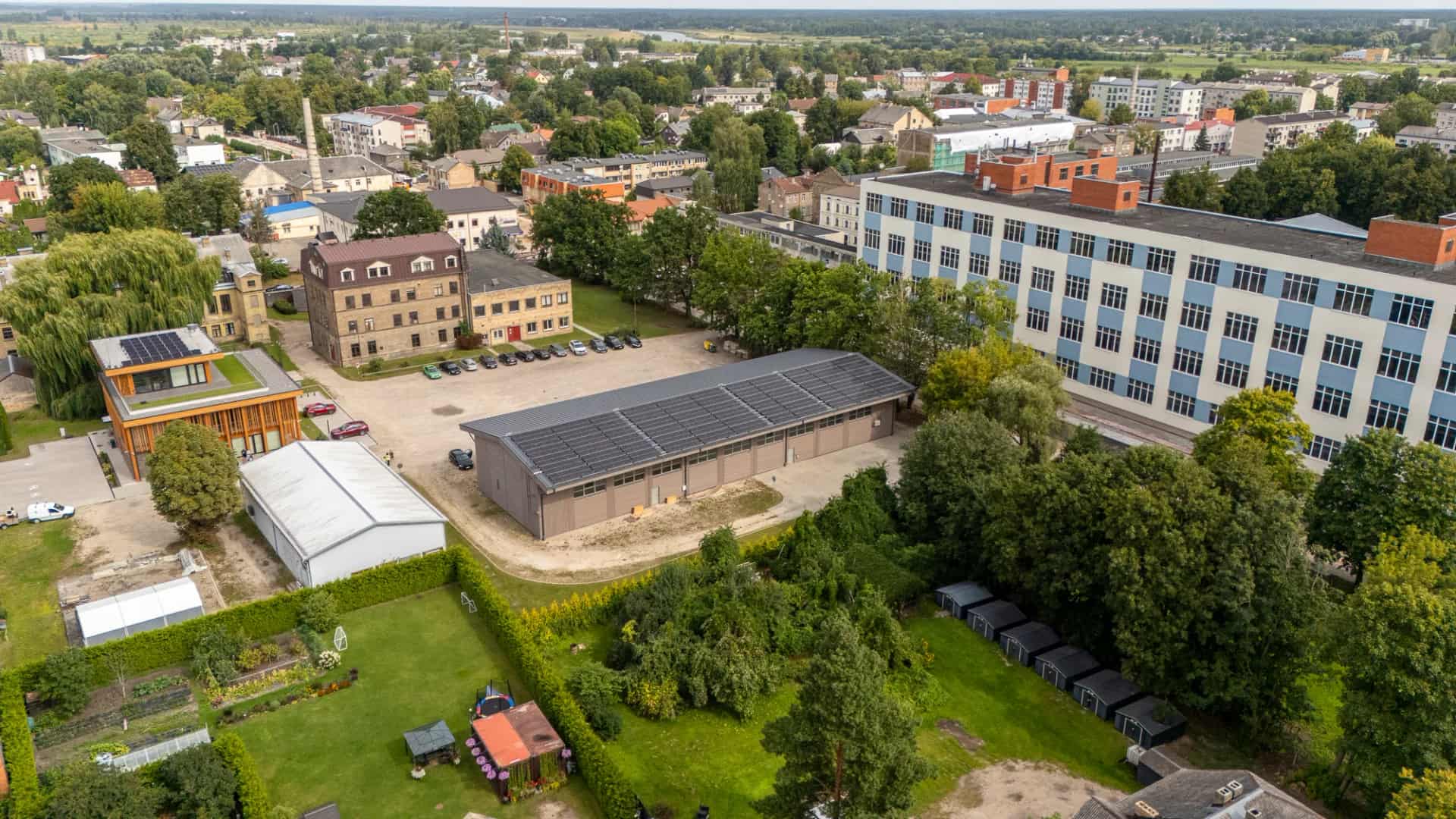 Interdisciplinary Laboratory for the Institute of Construction and Woodworking