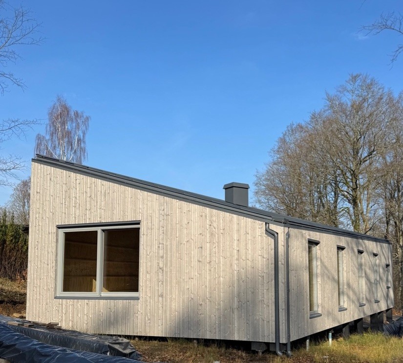 Commitment & Trust – Building Homes Through Challenges — Sweden